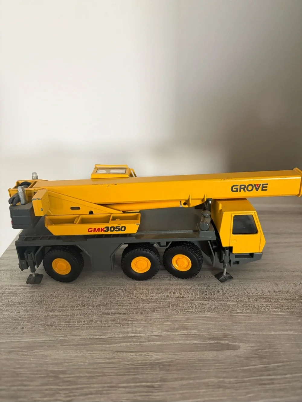 Grove GMK3050 All Terrain Crane 1/50 Scale Model 2092 Diecast Vintage Model Toy